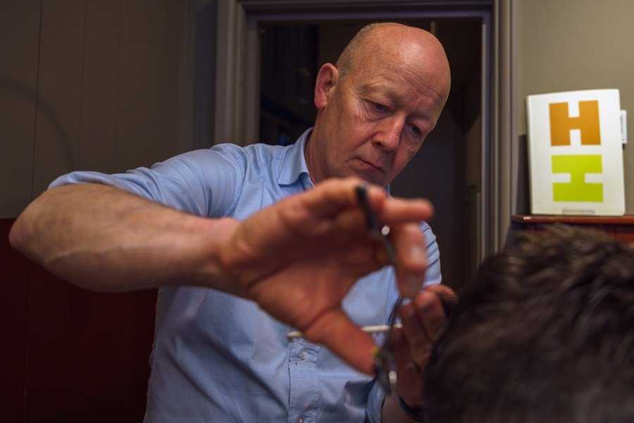 Hair Replacement Experts in Central London at Cochrane Co